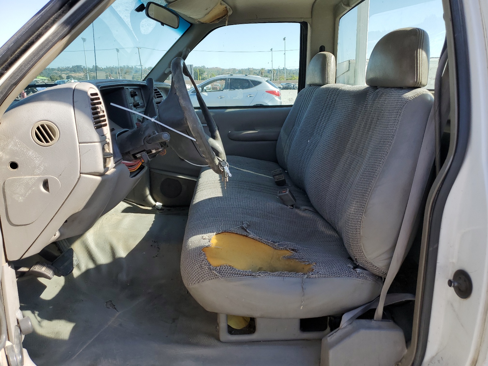 1GCGC24R2YR112705 2000 Chevrolet Gmt-400 C2500