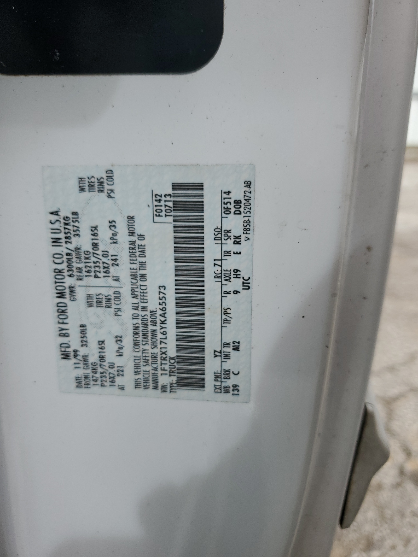 1FTRX17L6YKA65573 2000 Ford F150