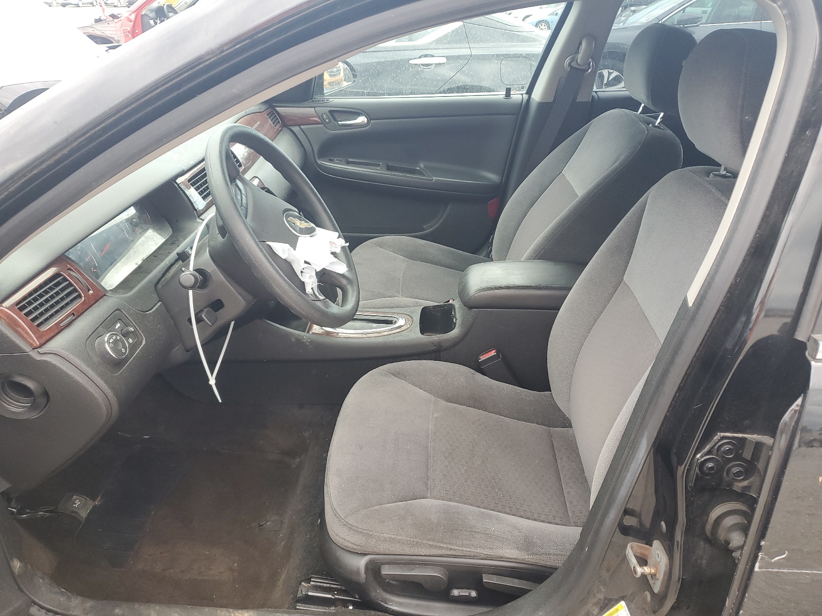 2G1WT58N189235130 2008 Chevrolet Impala Lt