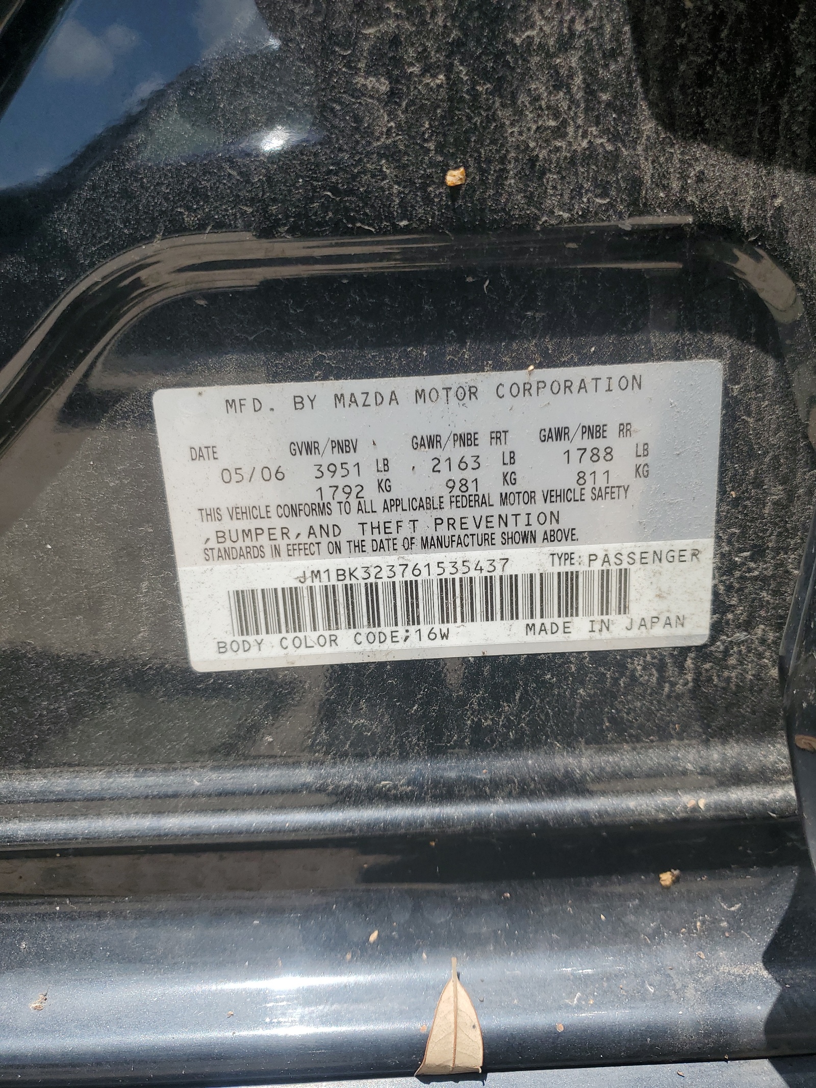 JM1BK323761535437 2006 Mazda 3 S