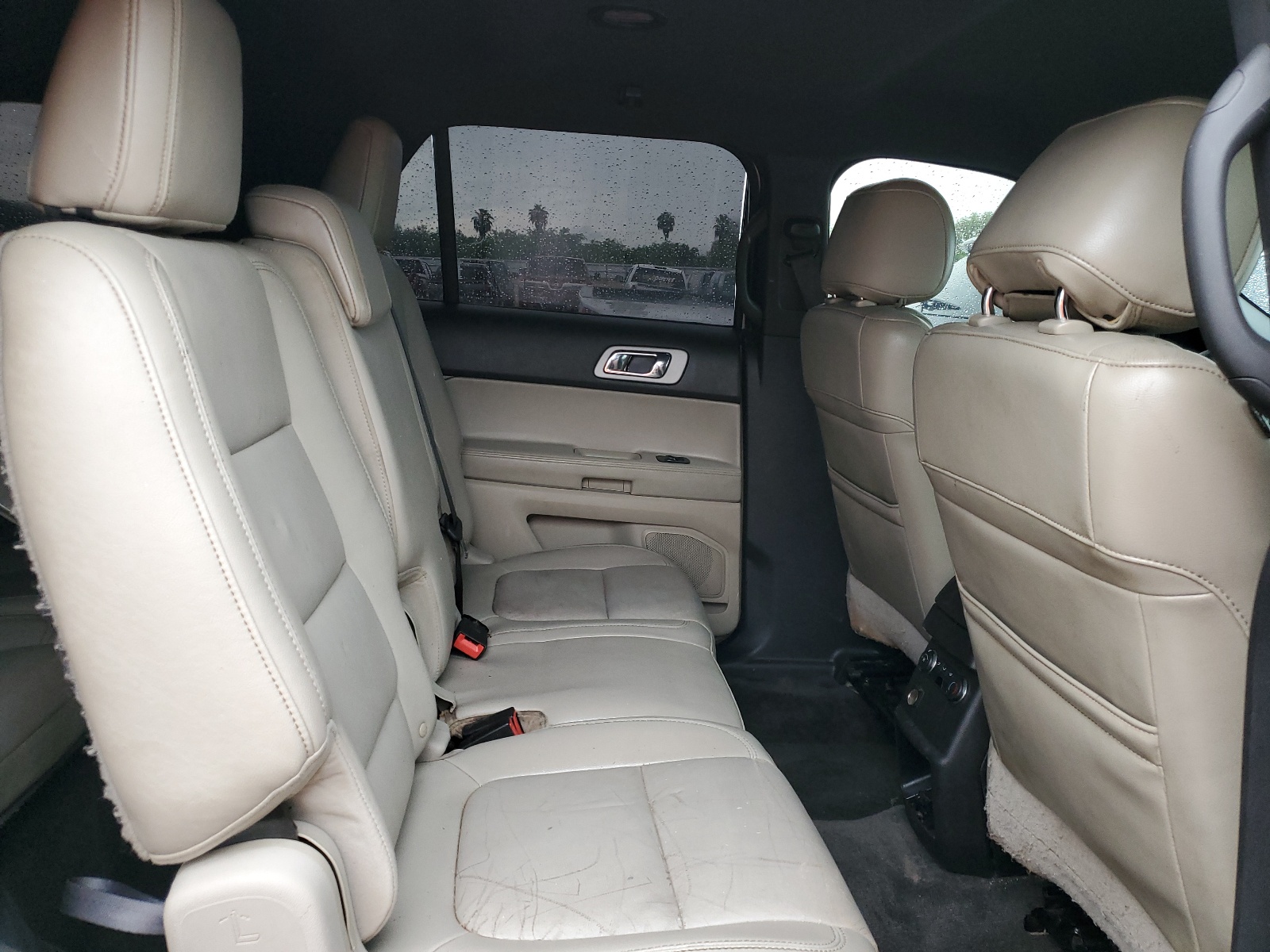 1FMHK7D87BGA11072 2011 Ford Explorer Xlt