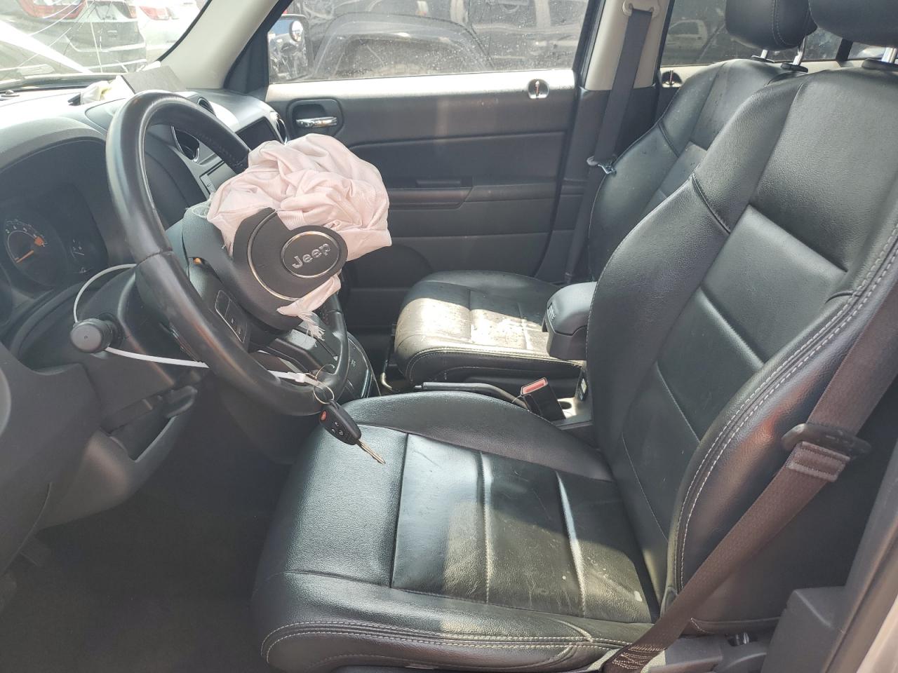 1C4NJRFB1GD651026 2016 Jeep Patriot Latitude