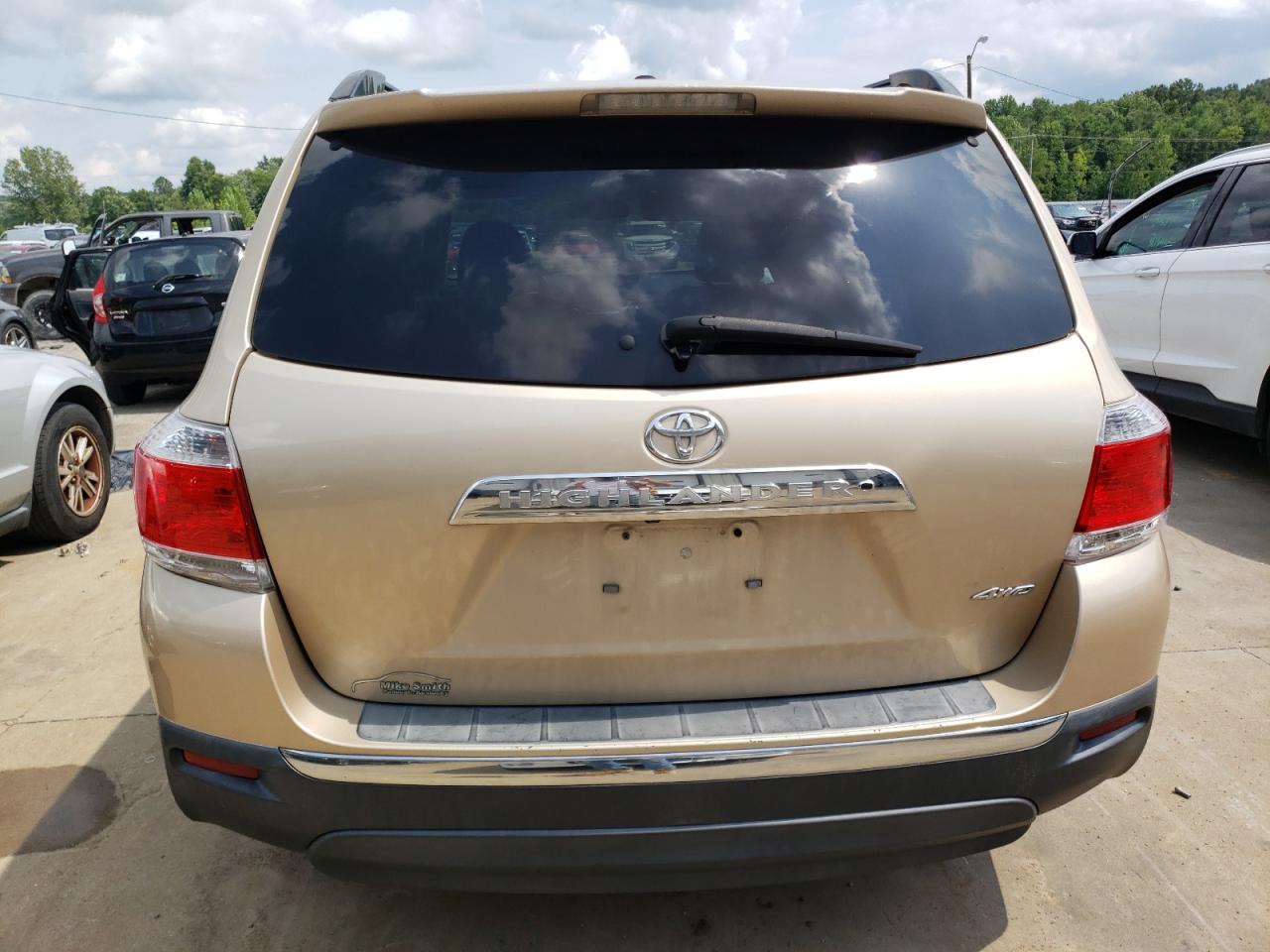 2011 Toyota Highlander Base VIN: 5TDBK3EH8BS073006 Lot: 63486064