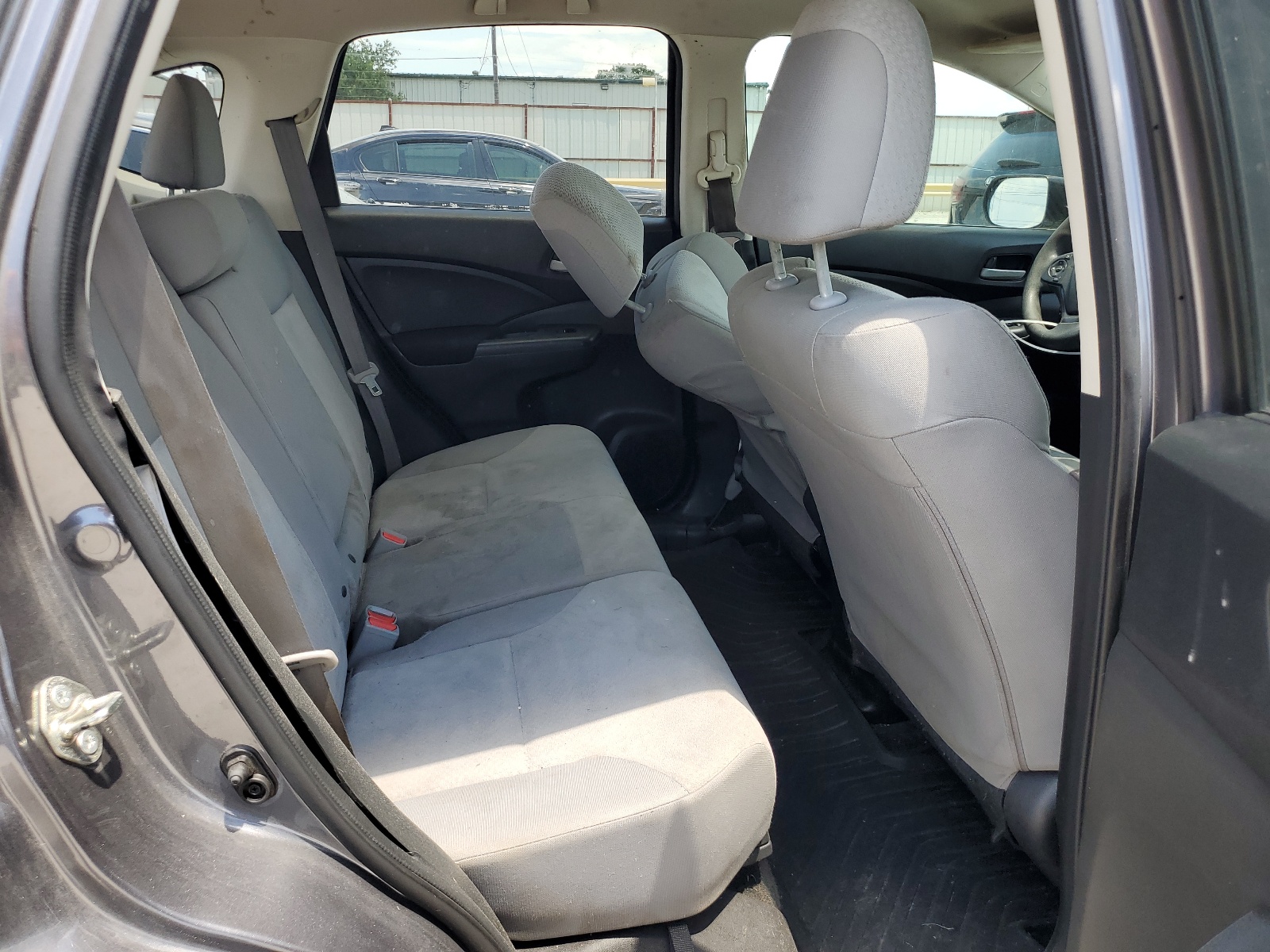 2HKRM3H48GH548393 2016 Honda Cr-V Se