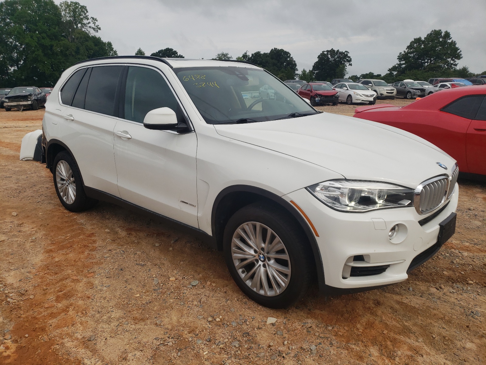 2015 BMW X5 xDrive50I vin: 5UXKR6C51F0J76085