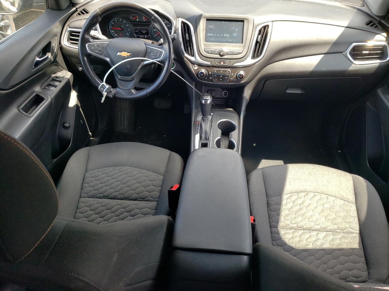 2GNAXSEV2J6288572 2018 Chevrolet Equinox Lt