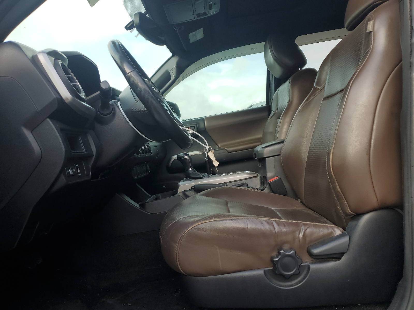 3TMGZ5AN1GM019904 2016 Toyota Tacoma Double Cab