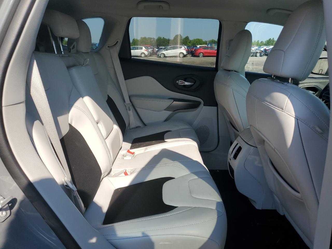 2020 Jeep Cherokee Latitude Plus VIN: 1C4PJLLB3LD628271 Lot: 61797684