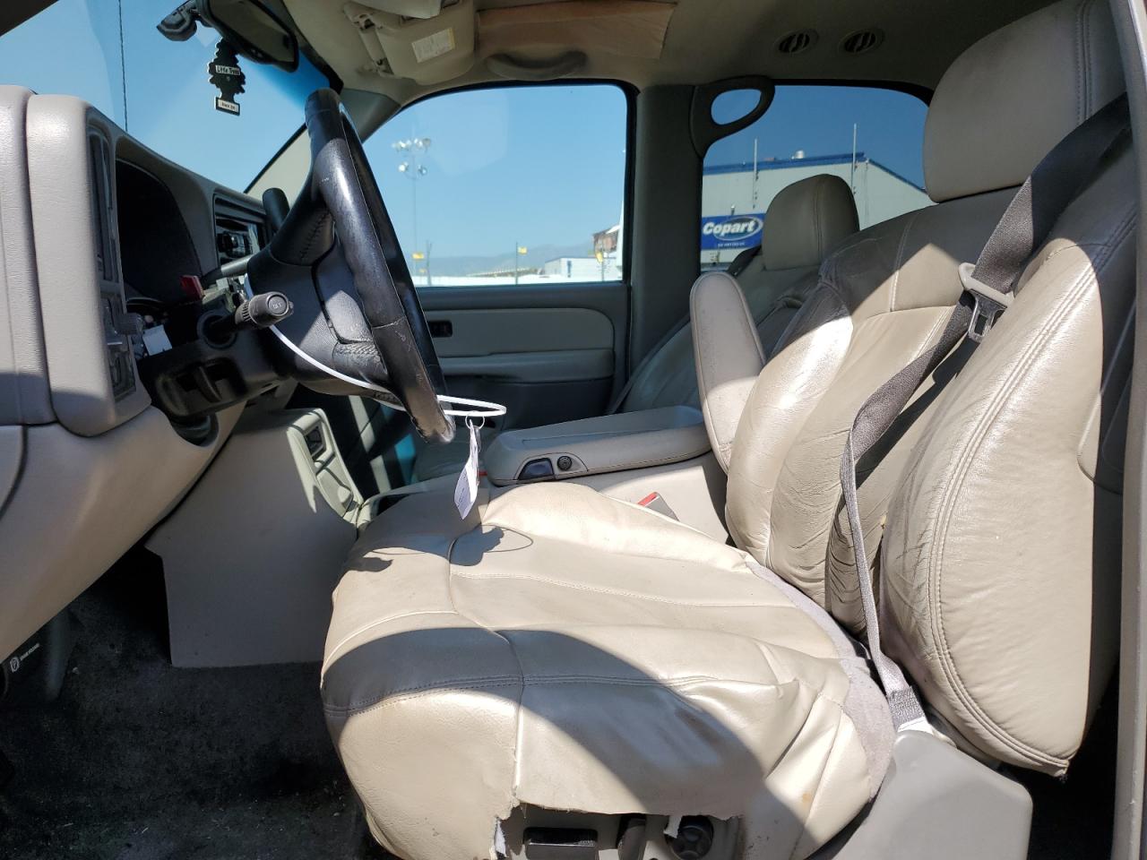 2002 Chevrolet Tahoe C1500 VIN: 1GNEC13T22R131851 Lot: 63857884