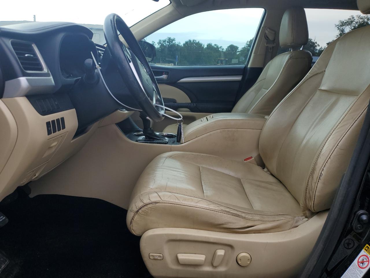 2015 Toyota Highlander Xle VIN: 5TDKKRFH0FS073573 Lot: 62355534