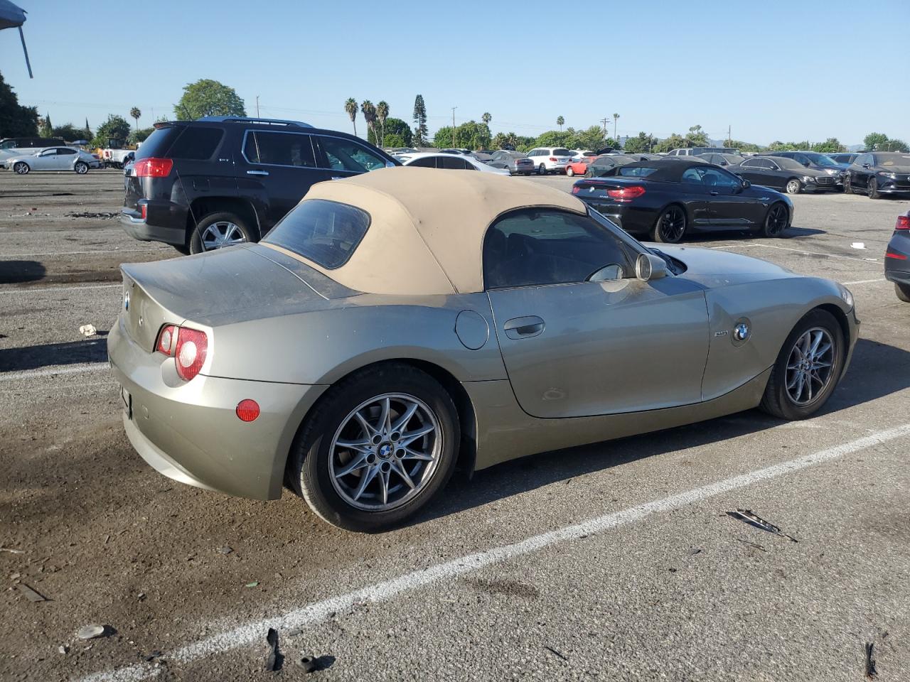 2005 BMW Z4 2.5 VIN: 4USBT33515LS54776 Lot: 64150284