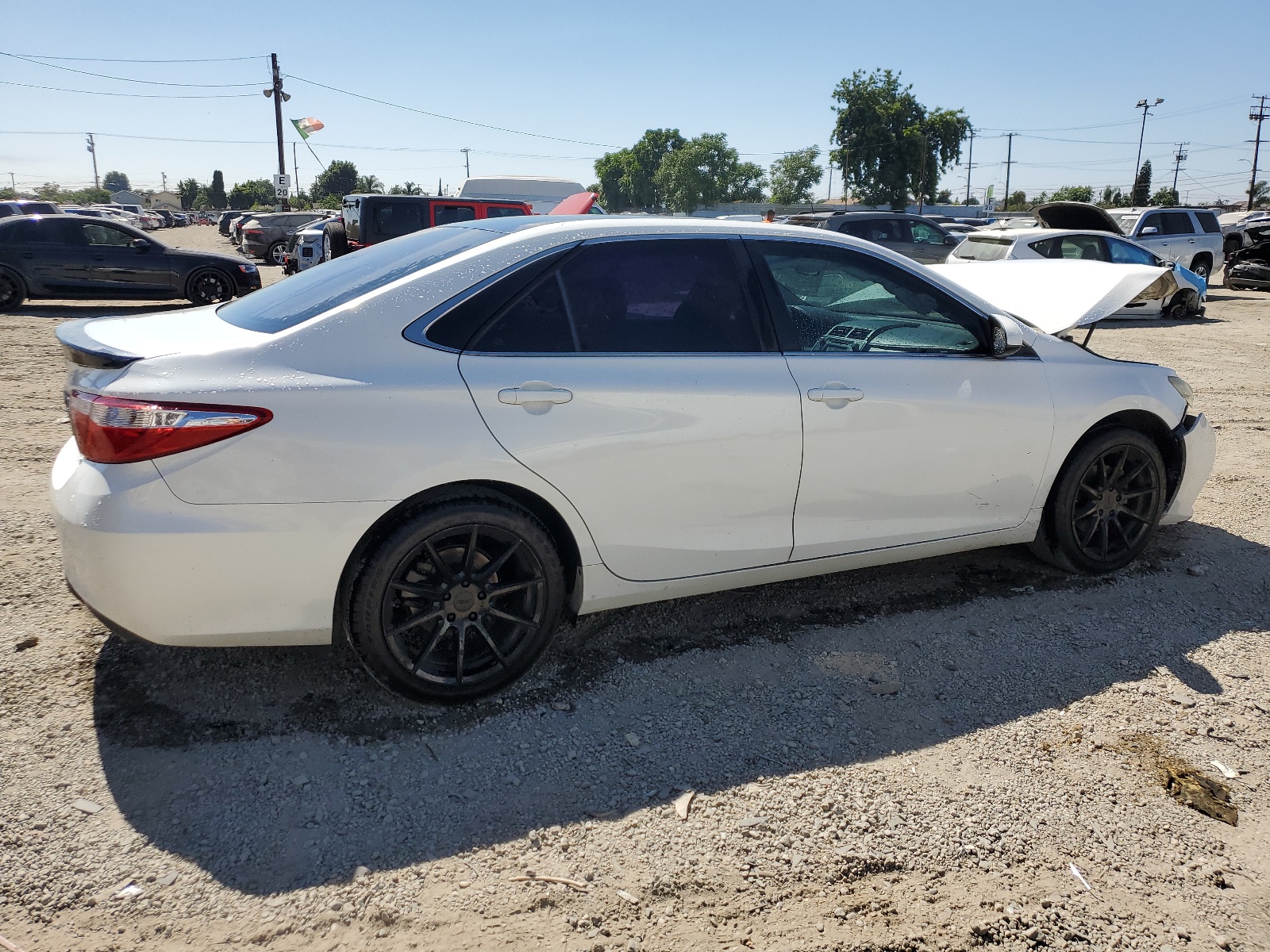 2015 Toyota Camry Le vin: 4T1BF1FK3FU028376