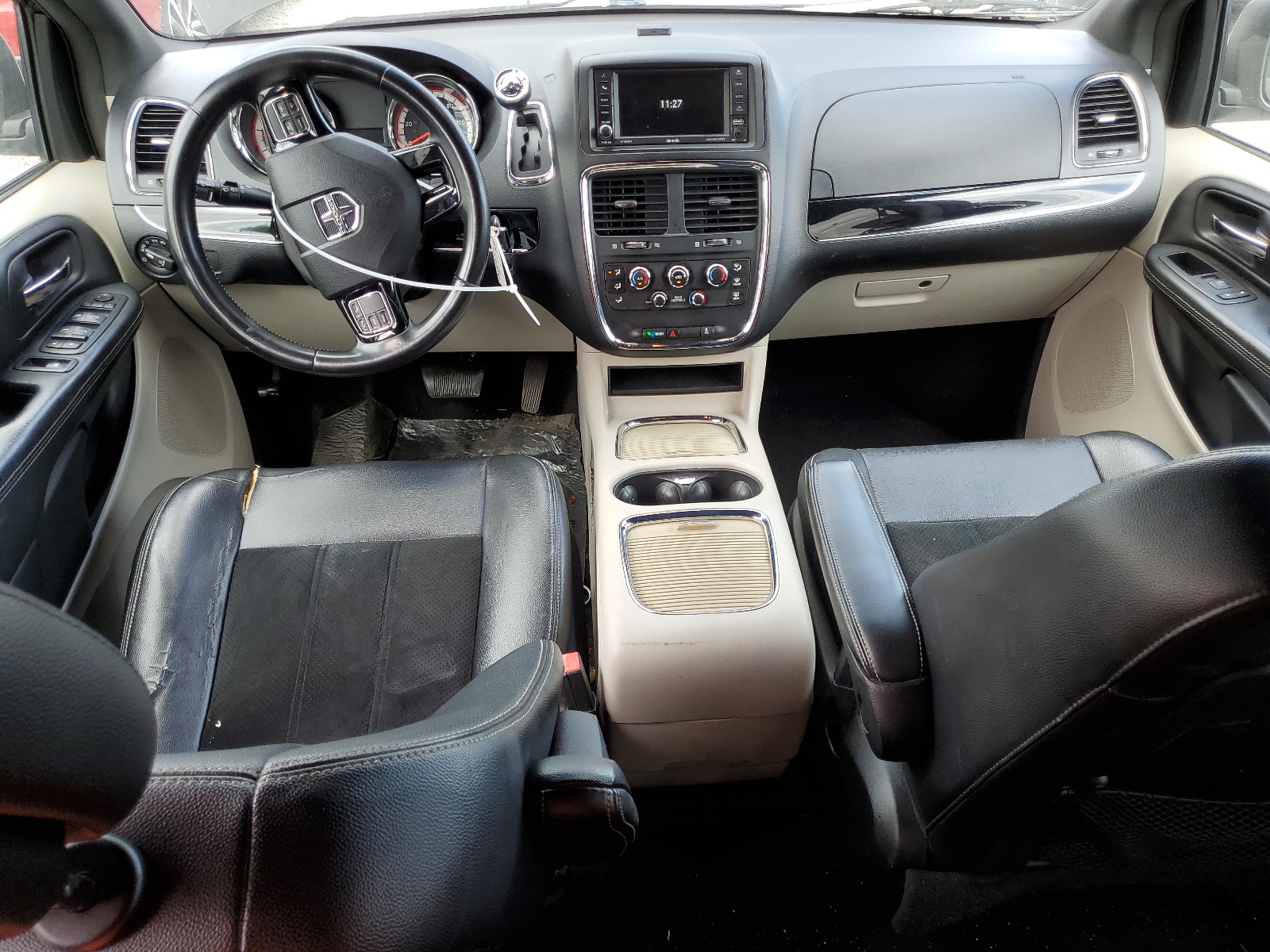 2C4RDGCG0HR664524 2018 Dodge Grand Caravan Sxt