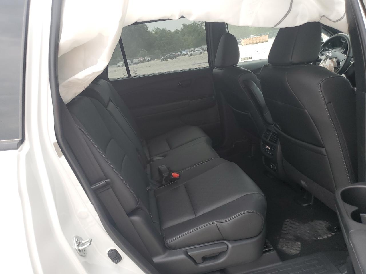 2022 Honda Passport Elite VIN: 5FNYF8H03NB000118 Lot: 63116334