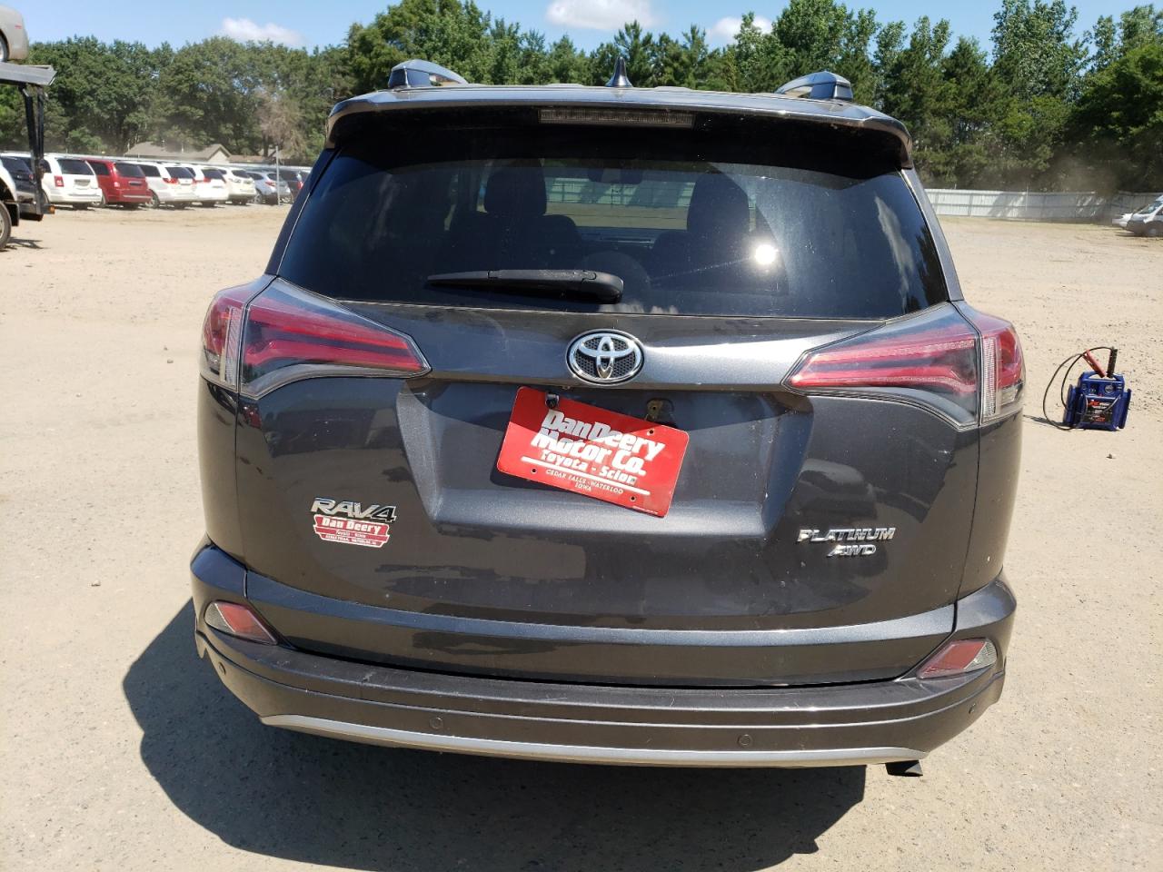 2T3DFREVXHW581121 2017 Toyota Rav4 Limited