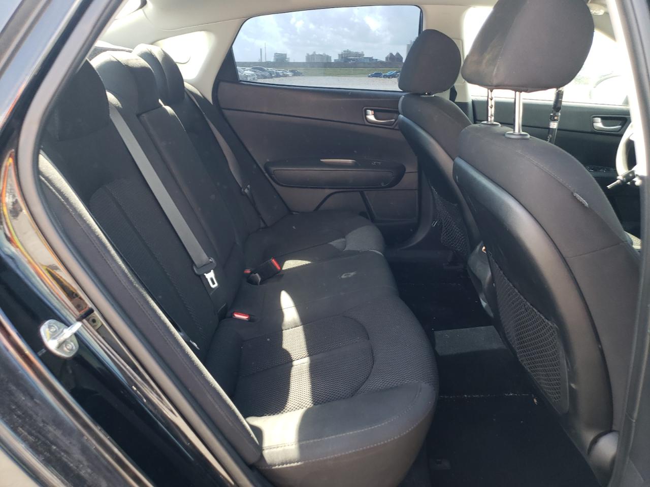 2019 Kia Optima Lx VIN: 5XXGT4L33KG368371 Lot: 61752944