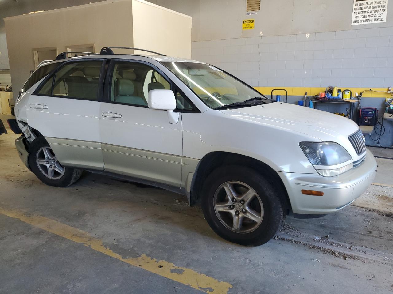 1999 Lexus Rx 300 VIN: JT6HF10U4X0057412 Lot: 62663964