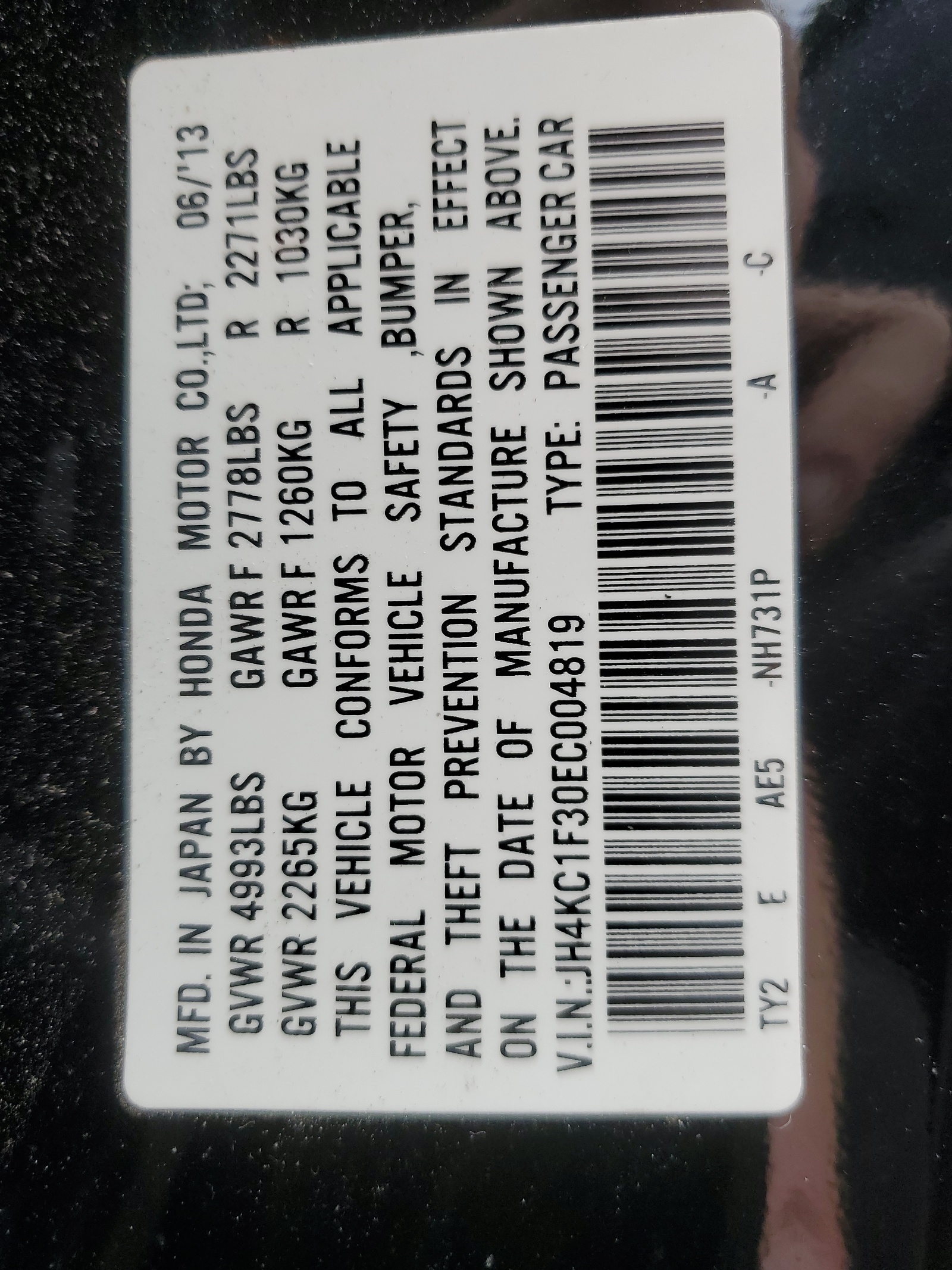 JH4KC1F30EC004819 2014 Acura Rlx