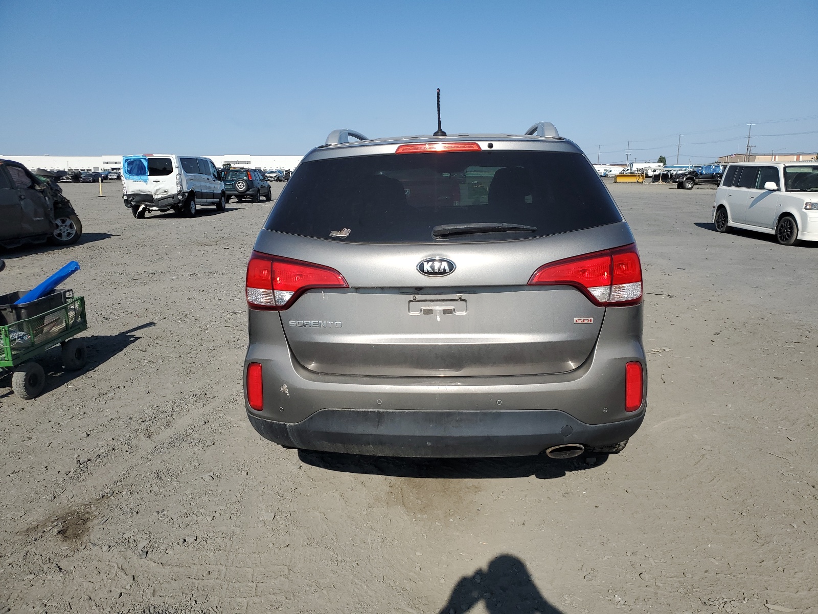 2014 Kia Sorento Lx vin: 5XYKTCA64EG541333