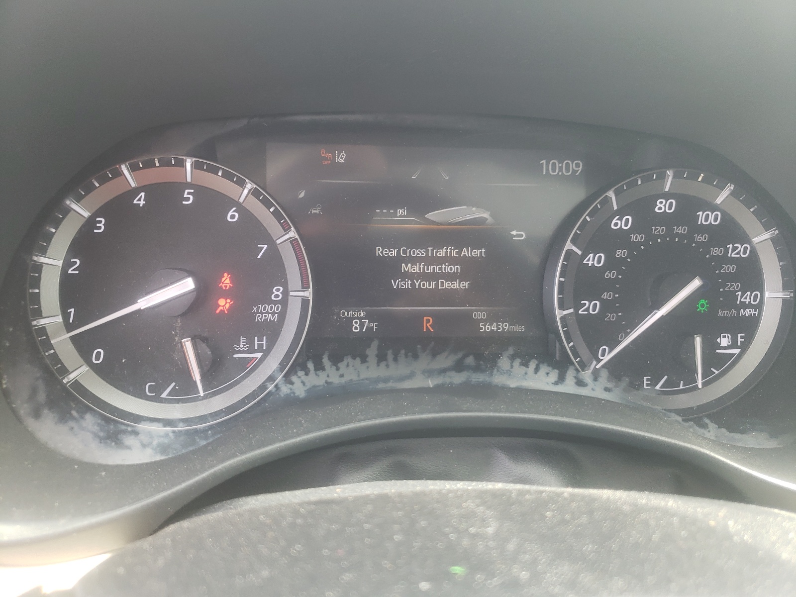 5TDGZRAH5MS526740 2021 Toyota Highlander Xle