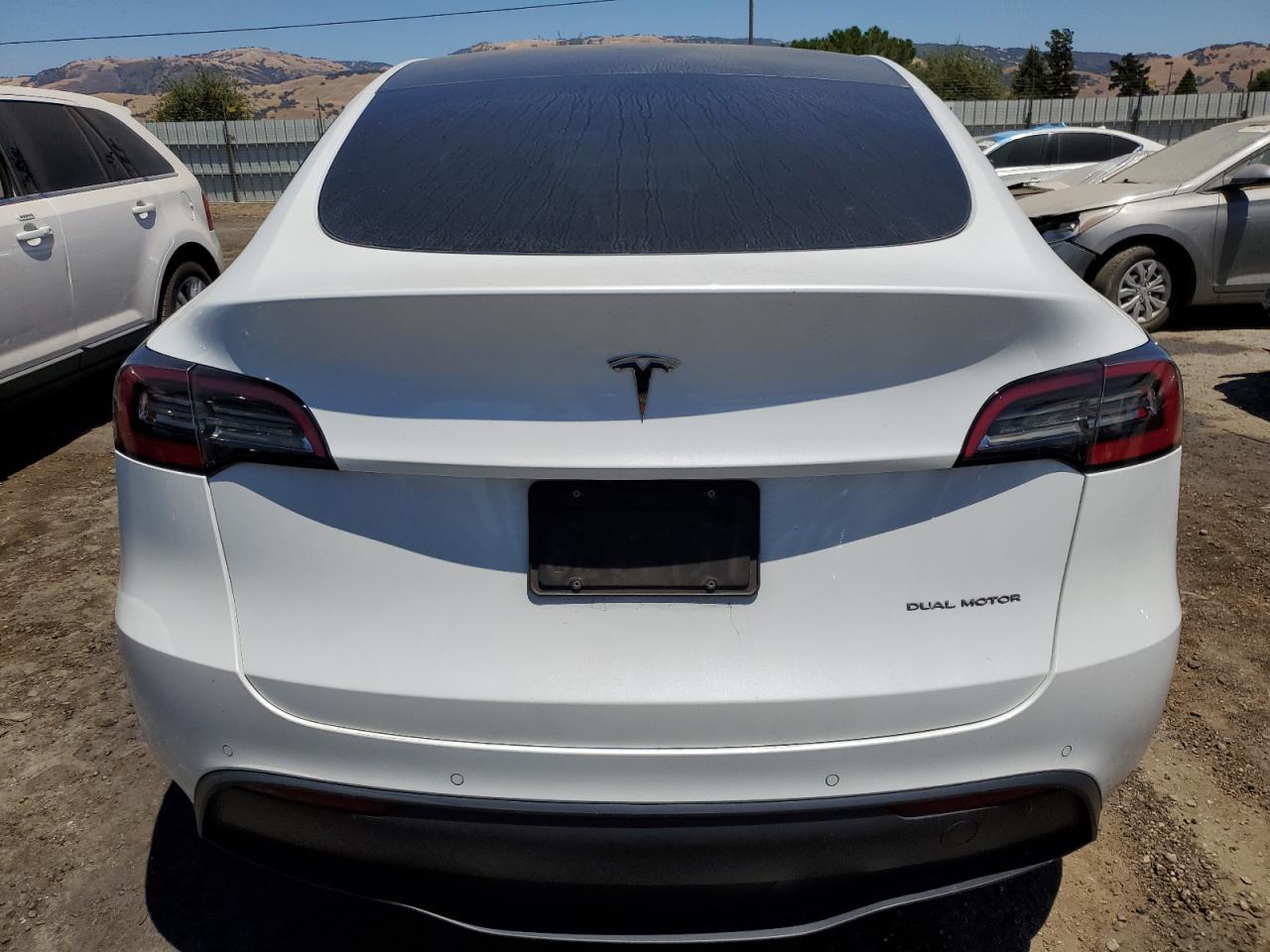 2022 Tesla Model Y VIN: 7SAYGDEE9NF357358 Lot: 63459554