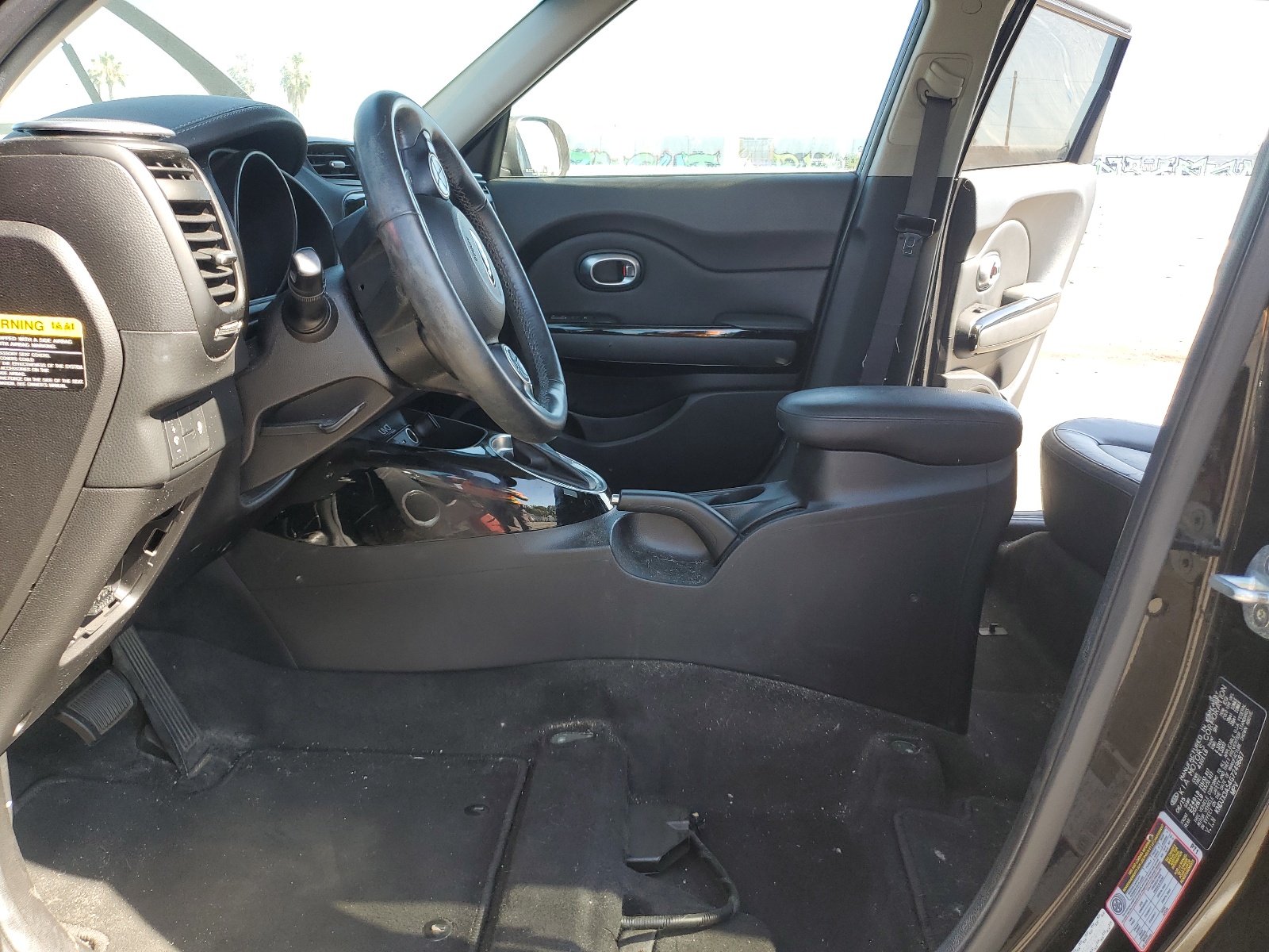 KNDJX3A54G7249687 2016 Kia Soul !