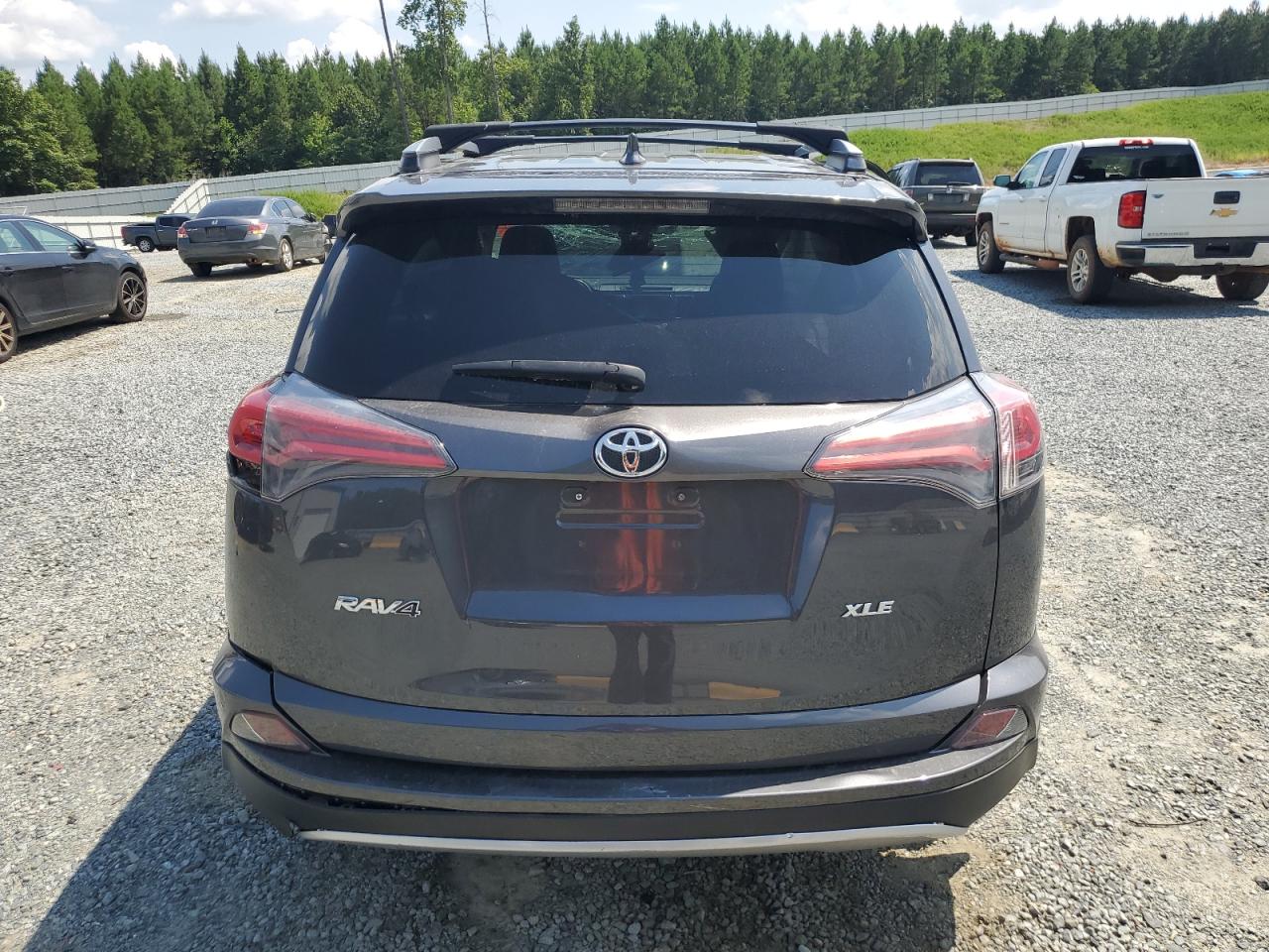 2017 Toyota Rav4 Xle VIN: JTMWFREV5HD104036 Lot: 63783044