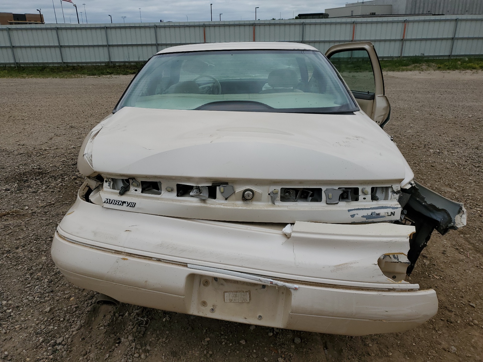 1LNLM91V4SY613612 1995 Lincoln Mark Viii Base