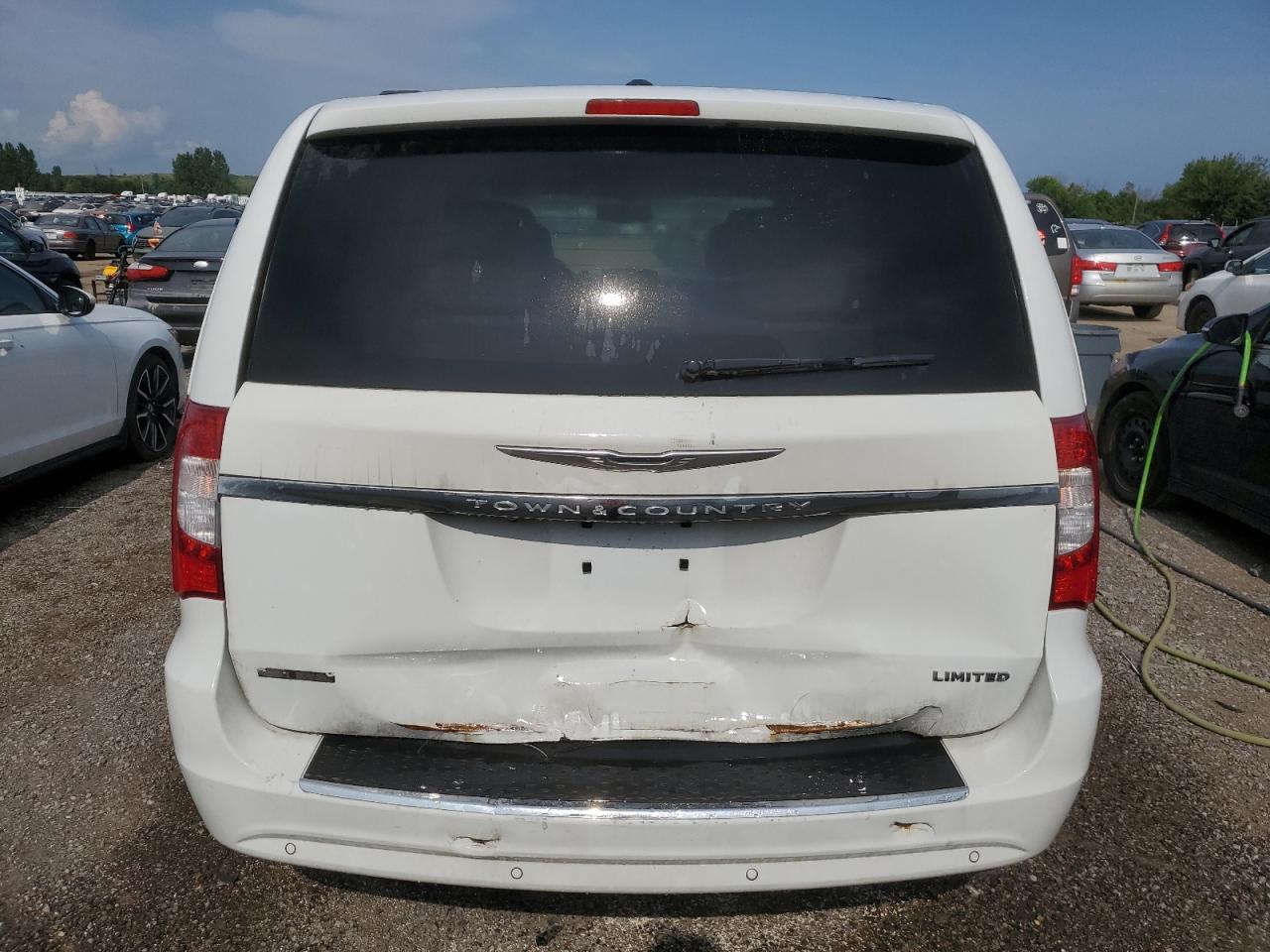 2014 Chrysler Town & Country Limited VIN: 2C4RC1GG4ER149953 Lot: 63649444