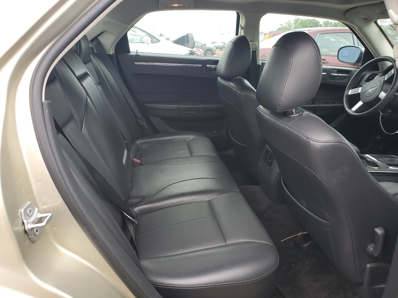 2C3CA5CV1AH159027 2010 Chrysler 300 Touring