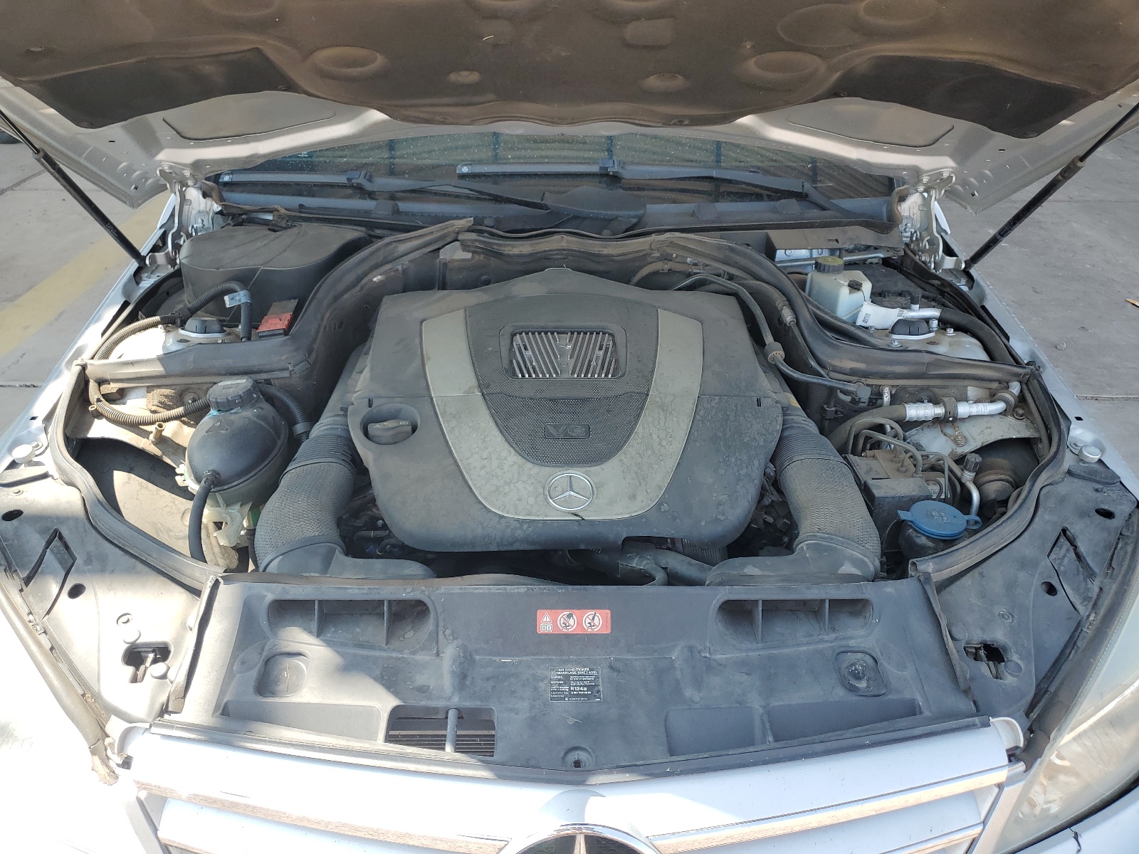 WDDGF5EB0AF385584 2010 Mercedes-Benz C 300