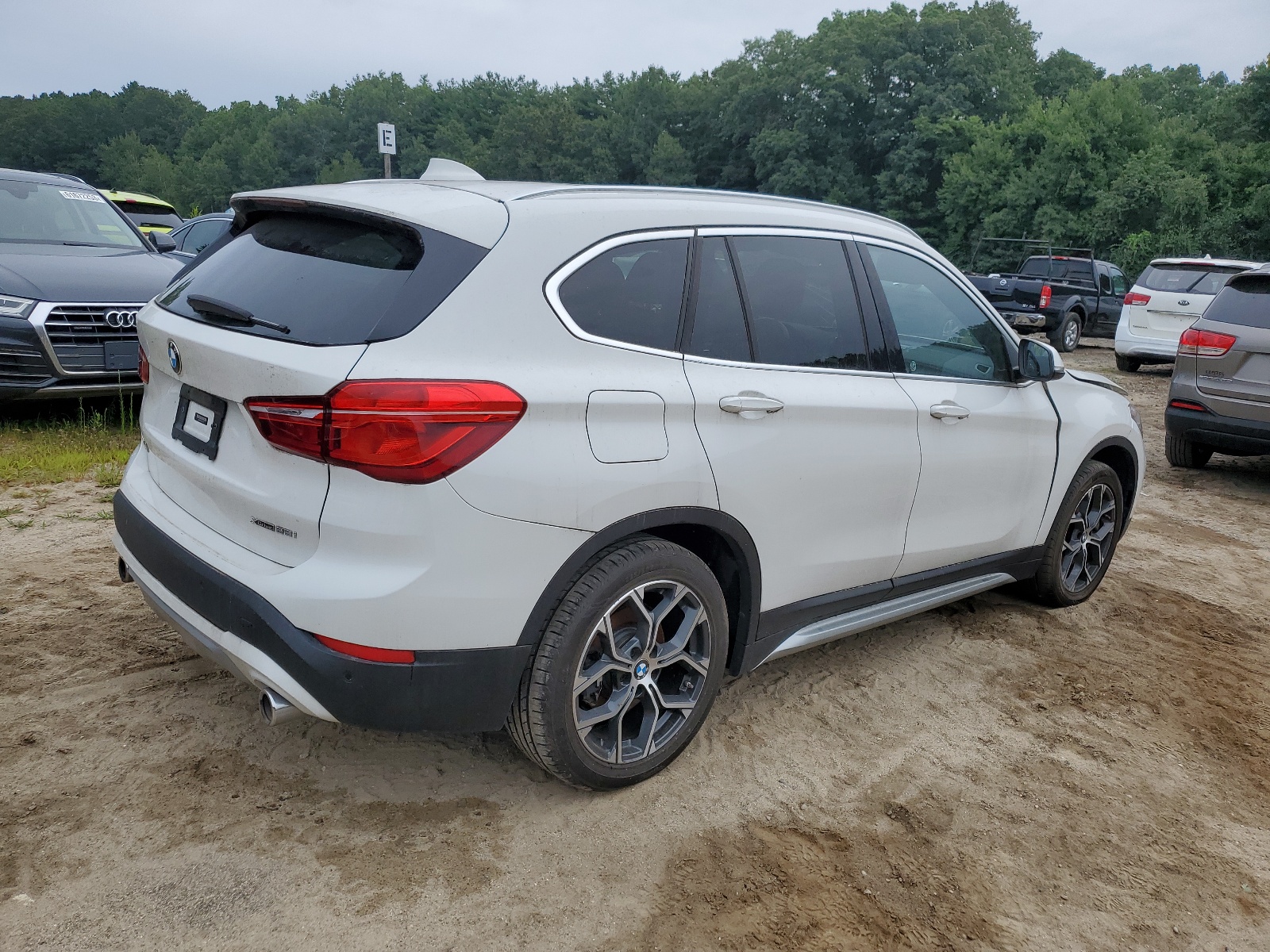 2020 BMW X1 xDrive28I vin: WBXJG9C03L3L79758