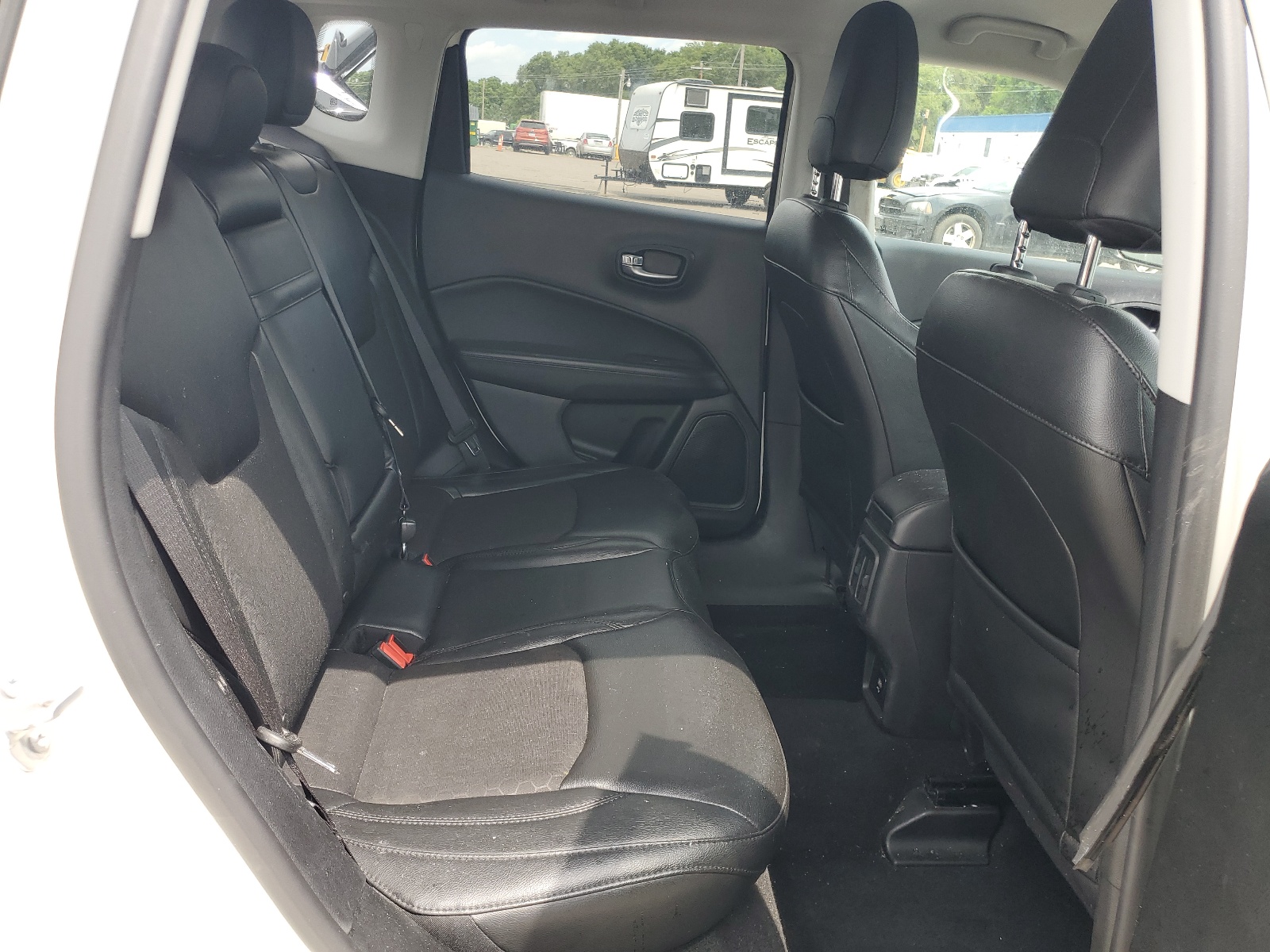 3C4NJDBB4JT453115 2018 Jeep Compass Latitude