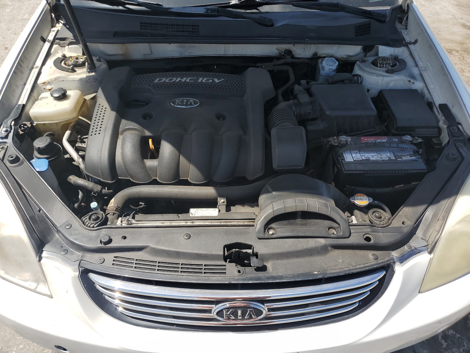 KNAGE123385256142 2008 Kia Optima Lx