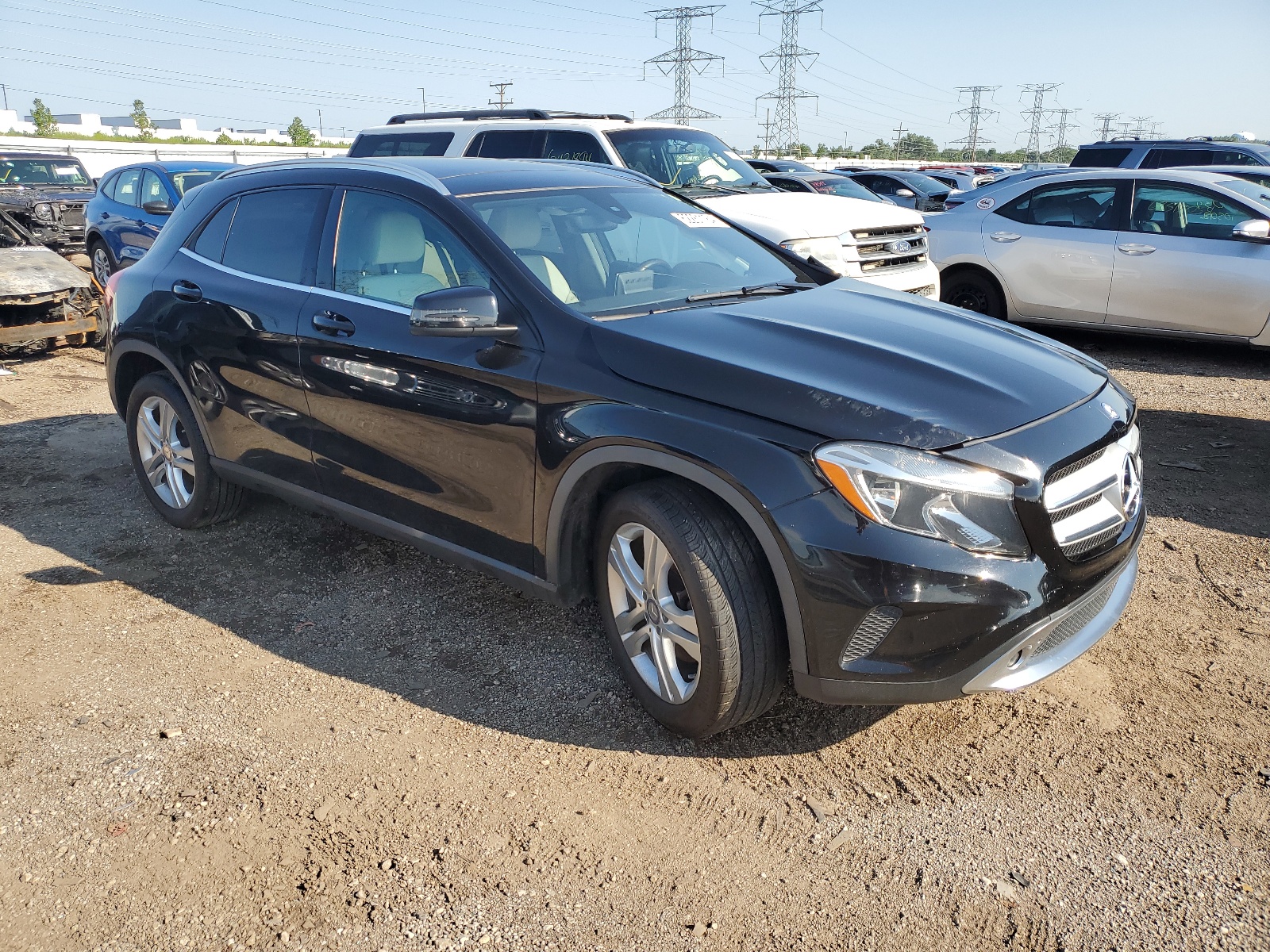 WDCTG4GB4HJ305752 2017 Mercedes-Benz Gla 250 4Matic