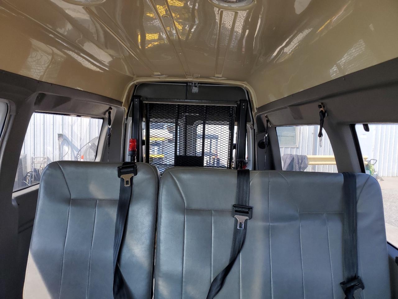 2009 Ford Econoline E150 Van VIN: 1FTNE14W09DA92552 Lot: 64809174