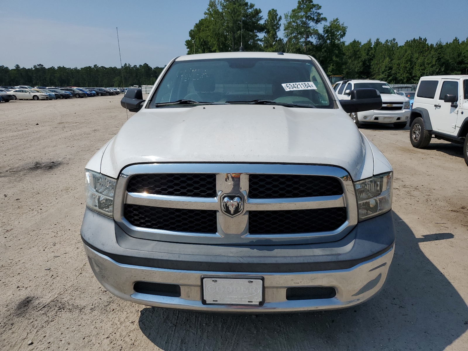 2015 Ram 1500 St vin: 3C6JR7DM8FG637956