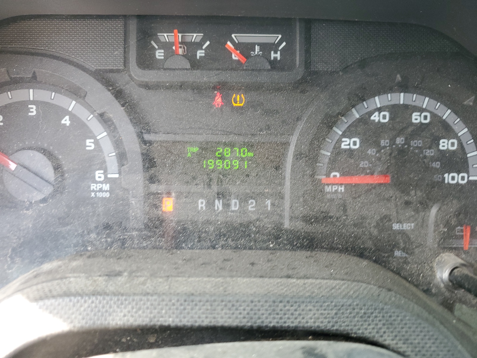 1FTNE2EW1DDB25930 2013 Ford Econoline E250 Van