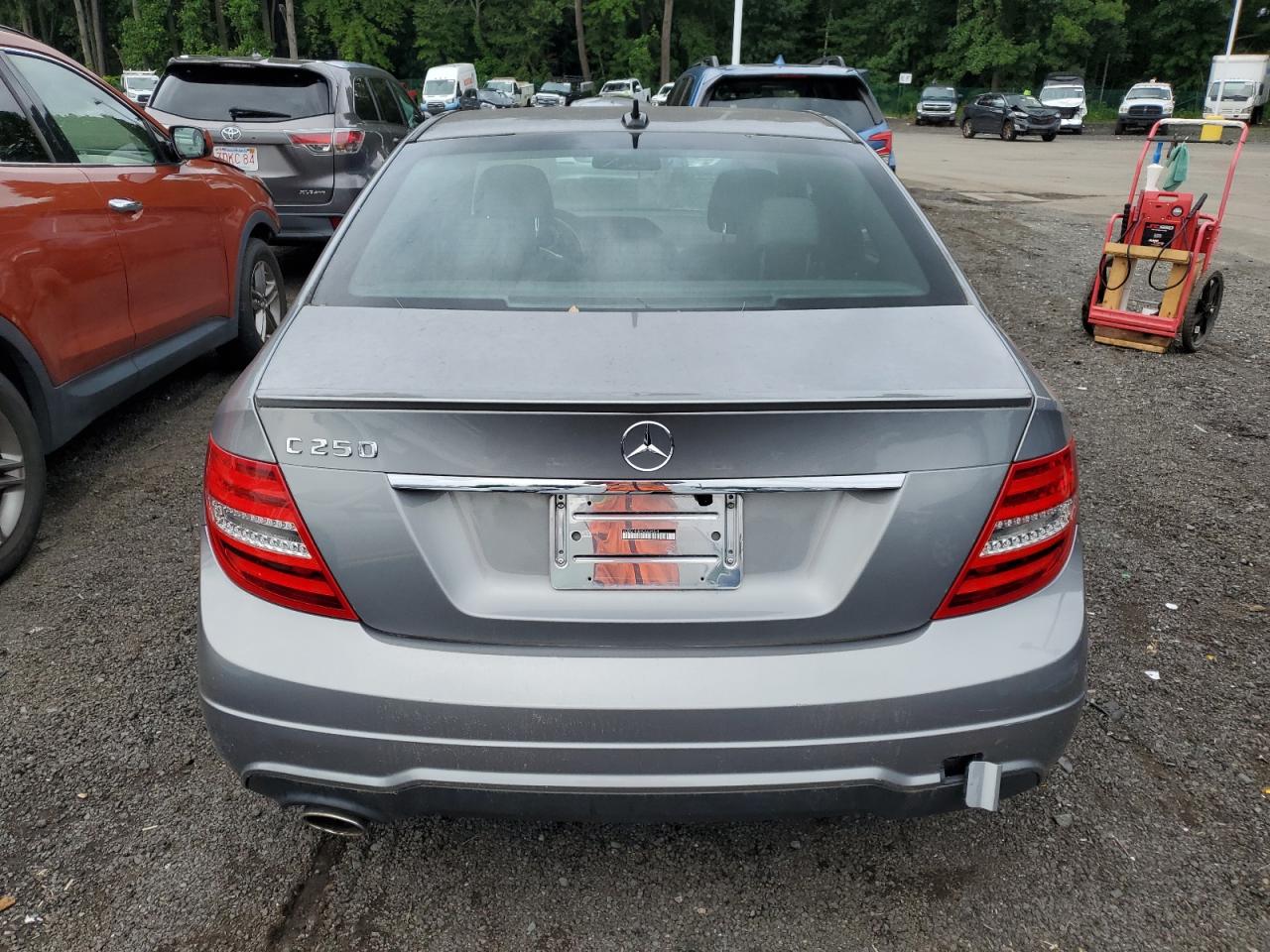 2012 Mercedes-Benz C 250 VIN: WDDGF4HB4CA634054 Lot: 64678074
