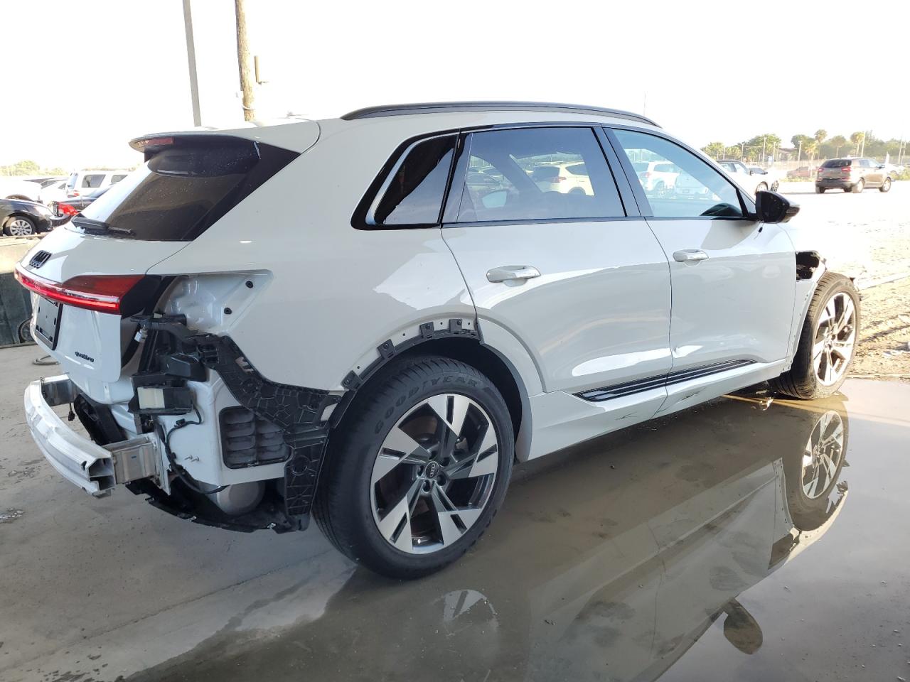 2023 Audi E-Tron Premium VIN: WA1AAAGE4PB025369 Lot: 64712224