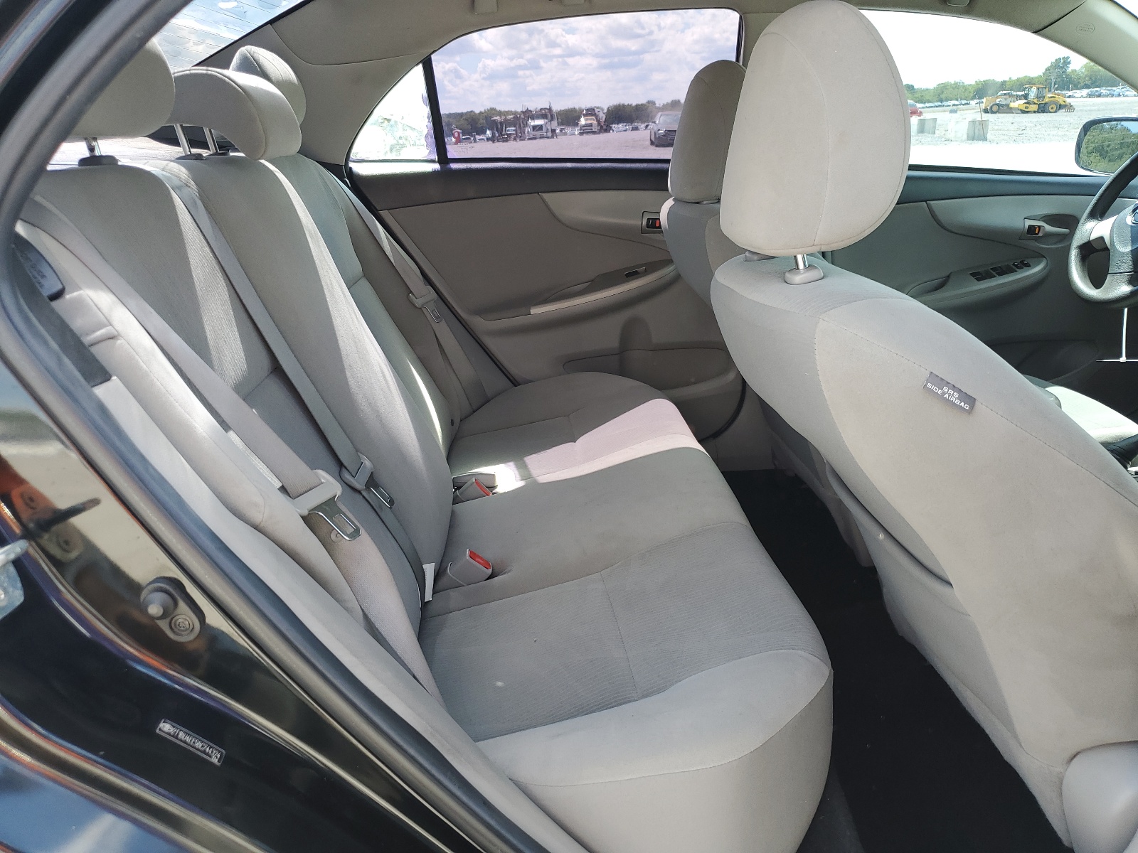 2T1BU4EE5BC744324 2011 Toyota Corolla Base