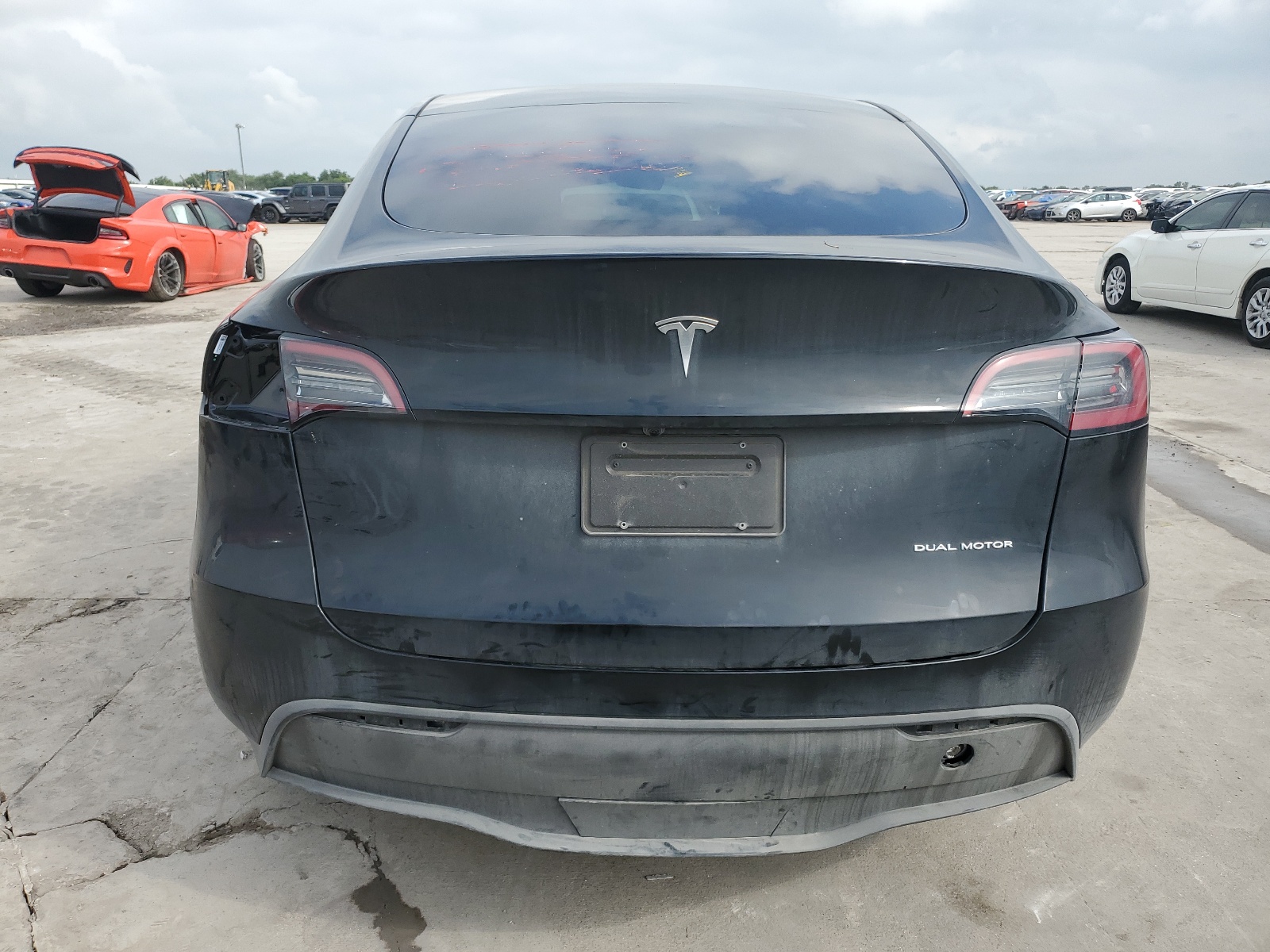 7SAYGDEE5PA186396 2023 Tesla Model Y