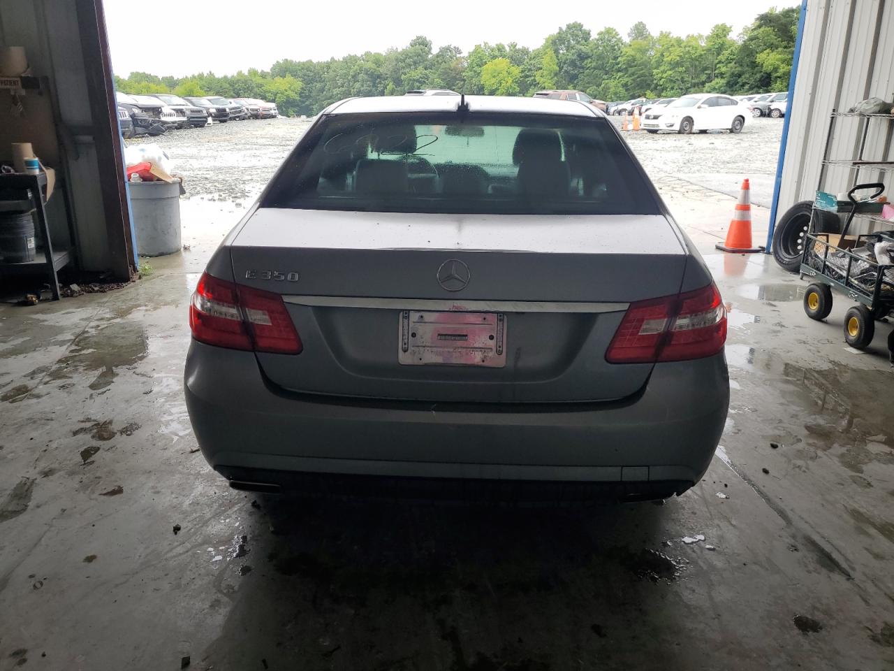 2010 Mercedes-Benz E 350 VIN: WDDHF5GBXAA220026 Lot: 63036234