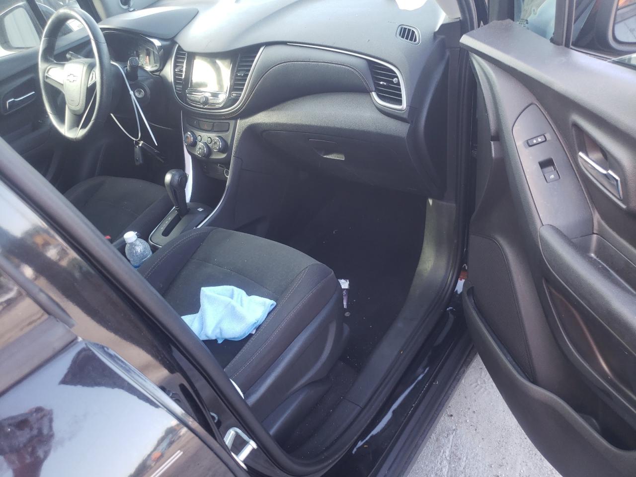 2018 Chevrolet Trax Ls VIN: 3GNCJKSB6JL199734 Lot: 61622244