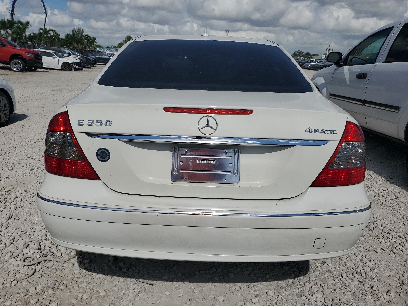 WDBUF87X09B379597 2009 Mercedes-Benz E 350 4Matic