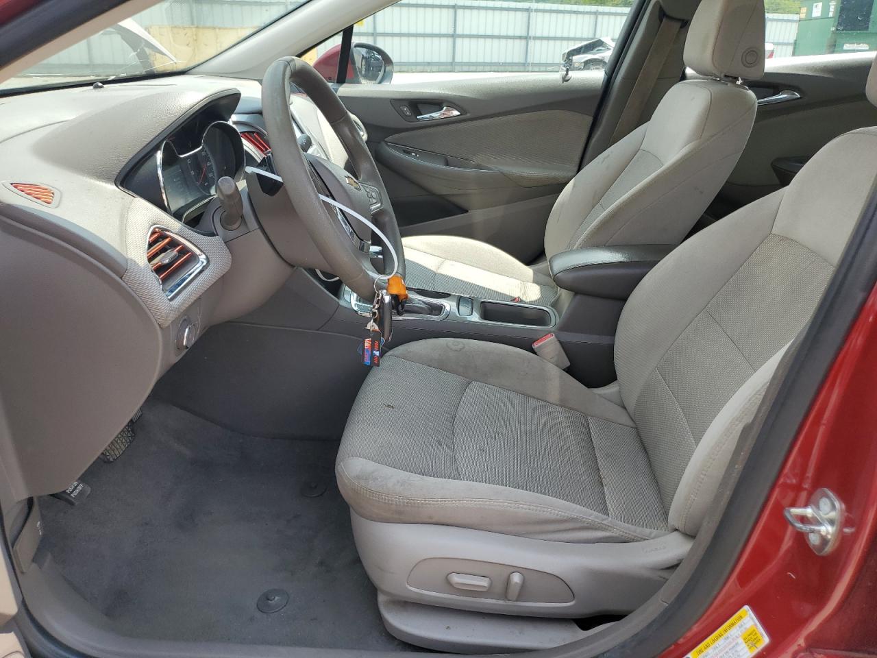 2018 Chevrolet Cruze - Image 7