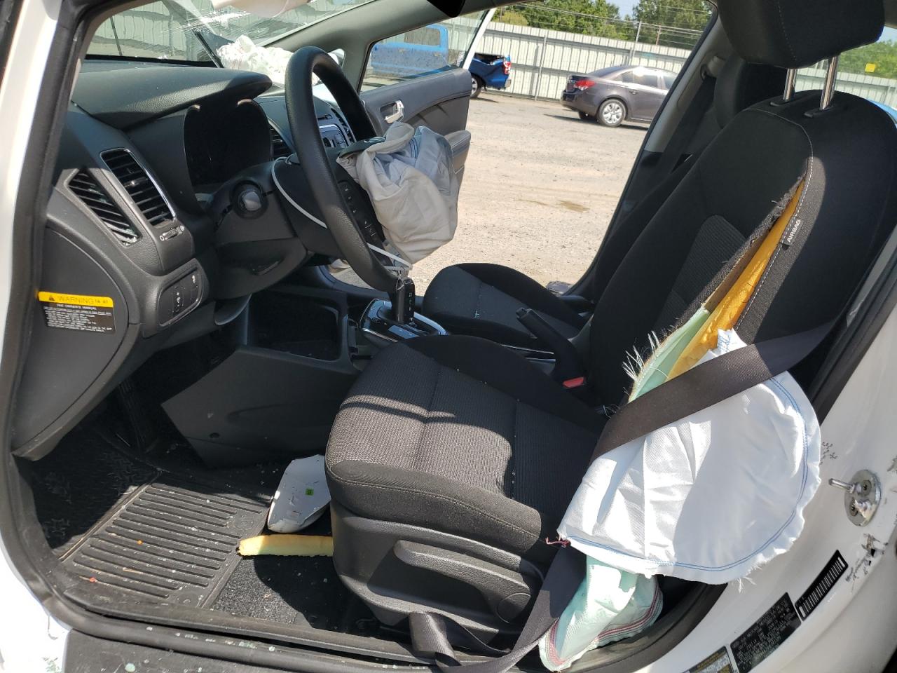 2017 Kia Forte Lx VIN: 3KPFK4A79HE041589 Lot: 63413864