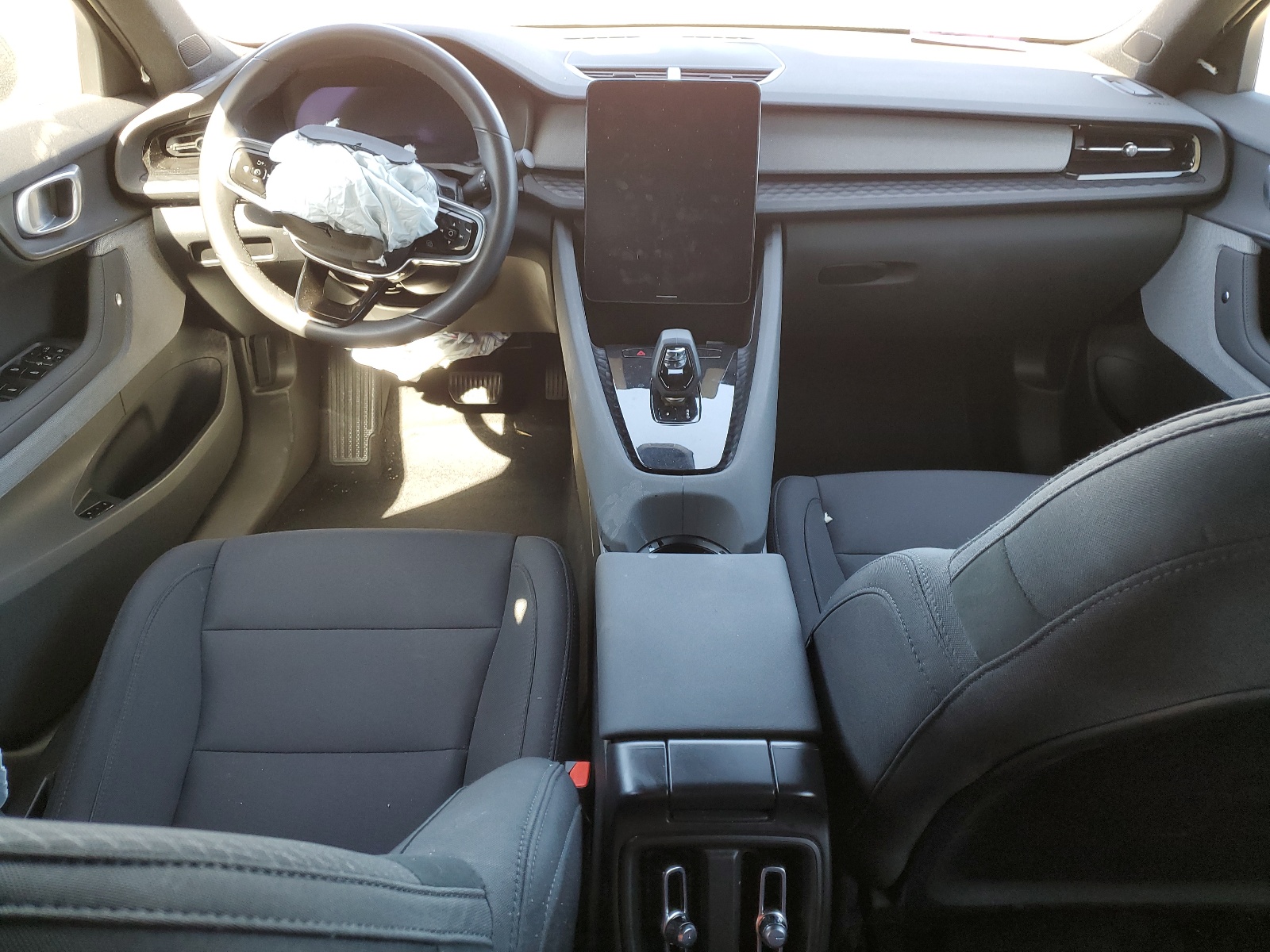 YSMED3KA9PL127523 2023 Polestar 2