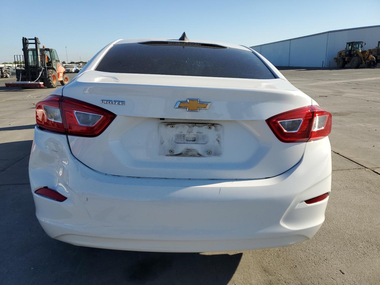 2019 Chevrolet Cruze Ls VIN: 1G1BC5SM6K7153272 Lot: 61799874