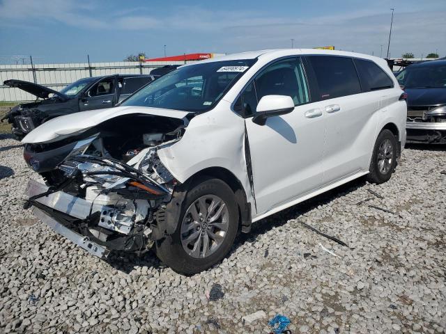 2022 Toyota Sienna Le